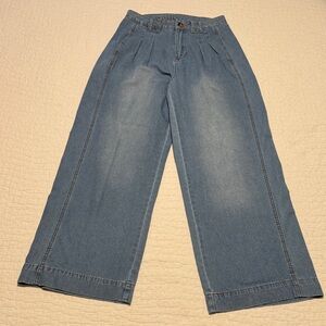 Wide-Leg Blue Jeans